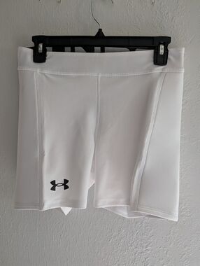 Under Armour White Women’s Compression Softball Bike Shorts